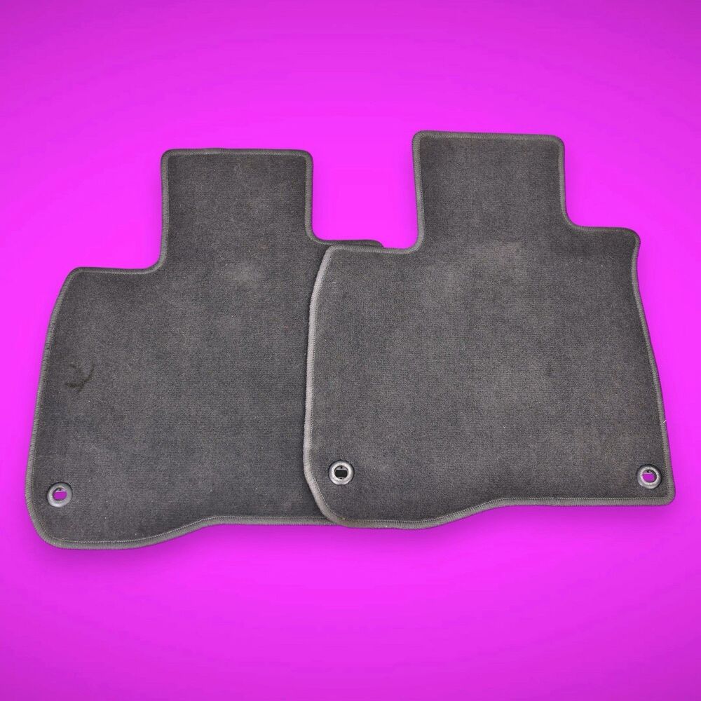 2017-2020 honda cr-v front carpet floor mats oem factory black  good condition